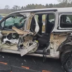 Tragédia az M1-esen: összeütközött két autó, majd mindkét sofőrt halálra gázolta egy román kisbusz