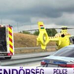 Egy rendőrt és egy tűzoltót gázoltak halálra az M1-esen, miután egymással ütköztek és kiszálltak az autóból