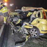 Avokádót szállító kamionnal ütközött a Suzuki: az autó 21 éves sofőrje azonnal meghalt