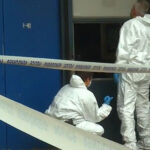 Halálos késelés történt Debrecenben: albérletükben támadt élettársára és annak új szerelmére egy férfi, majd magával is végezni akart