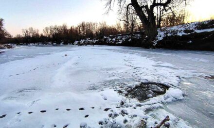 Két gyerek alatt szakadt be a jég Szobnál, segítségért kiáltoztak a kiskamaszok