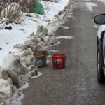 Hányinger: vödörrel hordták az emberi ürüléket az utca végébe Csepelen