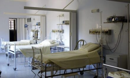 Látogatási tilalmat rendeltek el a pécsi klinikák osztályain