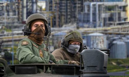 Orbán Viktor katonákat vezényelt ki az energetikai létesítményekhez, fegyveresek őrzik a százhalombattai finomítót is