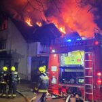 Kigyulladt egy szálláshely Budakeszin, a tűzoltók több embert hoztak ki az épületből: óriási torlódás várható a reggeli csúcsban