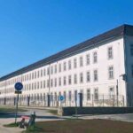 Megszökött egy rab a váci börtön elől, a rendőrség szerint a Duna-parti üdülőövezetben rejtőzködhet – fotó a cikkben