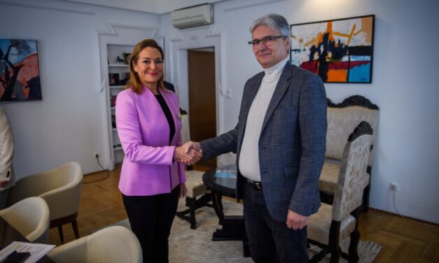 Tisztázó beszélgetésre hívta Fülöp Zsolt Vitályos Esztert: a polgármester szerint nem sok jóval kecsegtette a szentendreieket a fideszes politikus