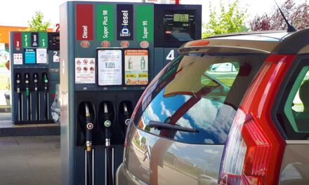 Jó hír! Ma éjféltől védett árat vezet be a kormány az üzemanyagokra