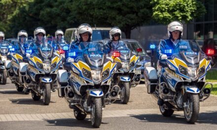 Terrorfenyegetettség: Orbán Viktor rengeteg rendőrt vezényel ki a közterekre, az utakre és a repterekre