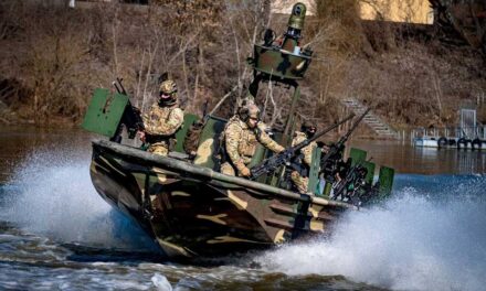 Megérkeztek az Orbán Viktor által kivezényelt fegyveres katonák a Paksi Atomerőműhöz