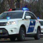 Balhé a kolbászfesztiválon: olyan részeg volt az alpolgármester, hogy ki sem tudta hallgatni a rendőrség, miután agyba-főbe vert egy nőt