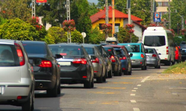 Nem lesz egyszerű Szentendrén autózni szombattól: folytatódik a 11-es főút részleges felújítása, torlódásokra és terelésekre lehet számítani