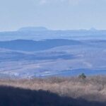 Lenyűgöző látvány 100 km-ről: A pécsi tévétoronyból is tisztán kivehető a Badacsony