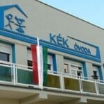 Belőttek a solymári Kék Óvoda egyik csoportszobájába – elfogták az elkövetőt