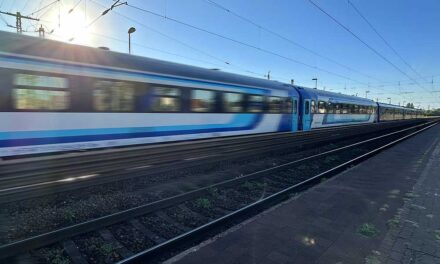 Késsel fenyegetőzött, halálfélelmet keltett a vonaton: Szabadnapos nyomozónő buktatta le a szolnoki agresszort