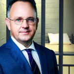 Elszámoltatás: már holnap rács mögé kerülhet a 17 milliárd forintot szétosztó NKA teljes testülete, köztük Bús Balázs, Óbuda volt fideszes polgármestere is