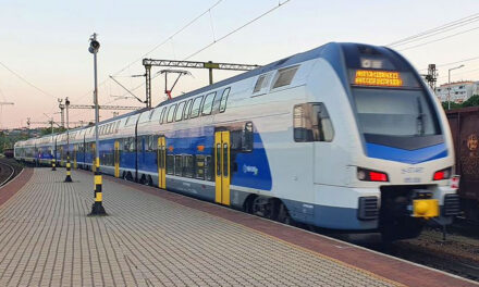 Sorra állnak le a vonatok a hőség miatt, több elővárosi vonalon is baj van