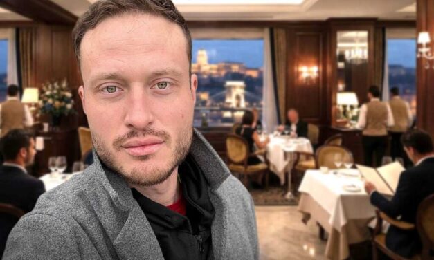 Kínos: órákon keresztül fogyasztott egy budai étteremben a DK volt politikusa, majd fizetés nélkül futott ki a négycsillagos hotelból