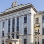 Borzalom a szombathelyi kórházban: felesége szerint már a családját sem ismeri fel az az amputált lábú férfi, aki hetekig saját testnedvében feküdt, mert a nővérek nem cserélték le az ágyneműjét