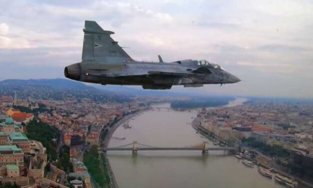 Szolnok mellett lezuhant egy Gripen vadászgép