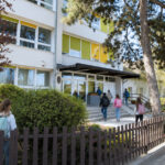 Botrány Csömörön: közbelépett a polgármester, máris leváltják az iskolaigazgatót, akitől rettegnek a gyerekek