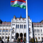 Történelmi programdömping Budapesten: Az 1956-os forradalom és szabadságharc 70. évfordulón újra ledöntik a Sztálin-szobrot