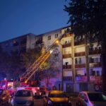Kigyulladt egy lakás Sopronban, ketten meghaltak – helyszíni videó a cikkben